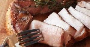 Vì sao thịt lợn nhất định phải nấu chín kỹ, không được ăn tái?