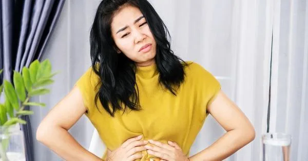 Điều gì sẽ xảy ra nếu bạn đứng, nằm, ngồi hay vận động sau khi ăn?