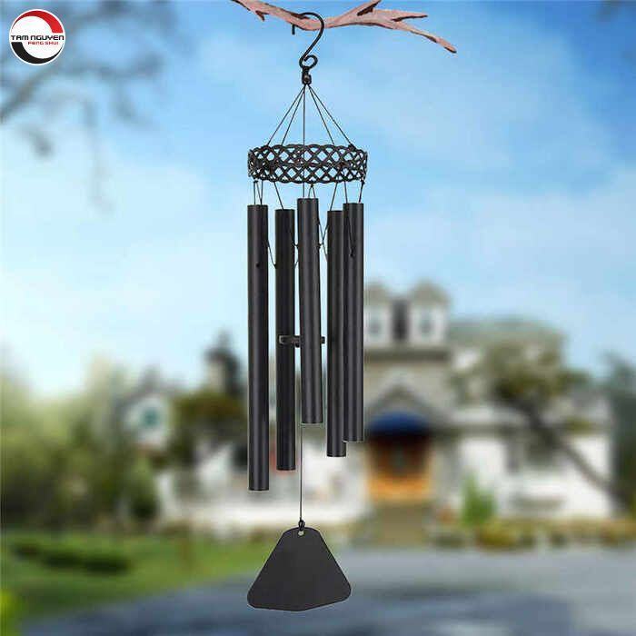 Hãy treo một chiếc chuông gió bằng kim loại ở nơi cả hai thường tiếp xúc