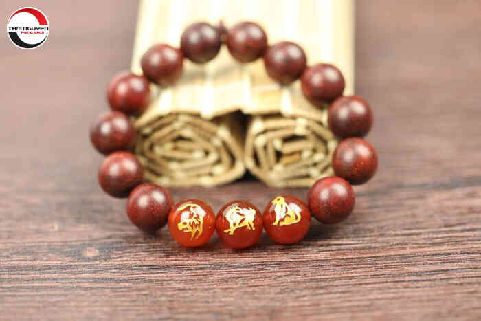 Vòng tay Tam Hợp Quý Nhân Hợi Mão Mùi cho tuổi Đinh Mão nam mạng