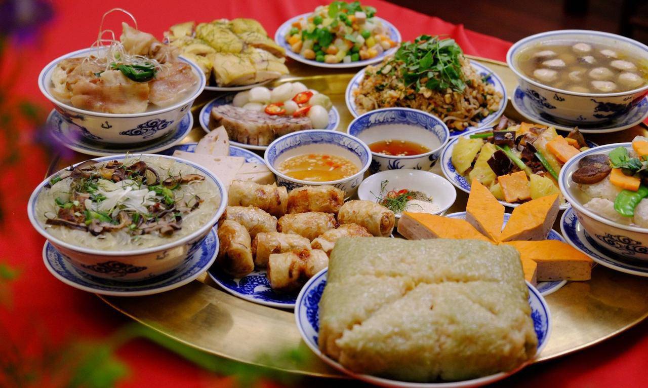 Cúng Rằm tháng Giêng là nghi lễ quan trọng trong phong tục của người Việt.