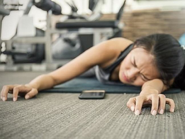 Phụ nữ tập luyện quá sức có thể ảnh hưởng đến khả năng sinh sản