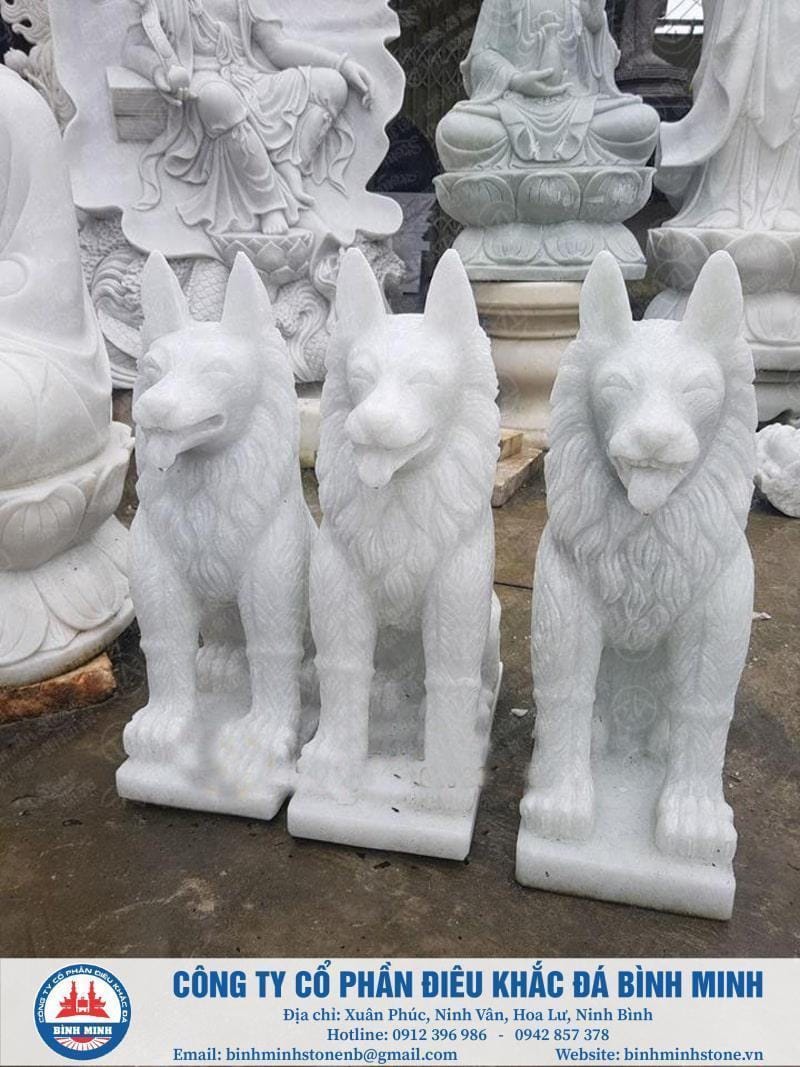 Tượng chó đá