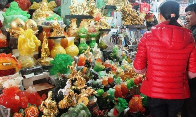 Với số vốn từ 10 - 15 triệu đồng trở lên, bạn có thể dễ dàng bắt đầu việc kinh doanh hàng phong thủy