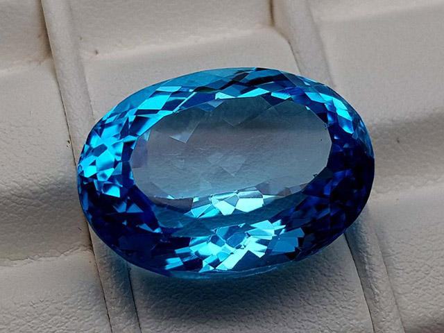 Đá Topaz Blue xanh dương