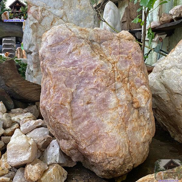Đá thạch anh hồng thô nguyên khối