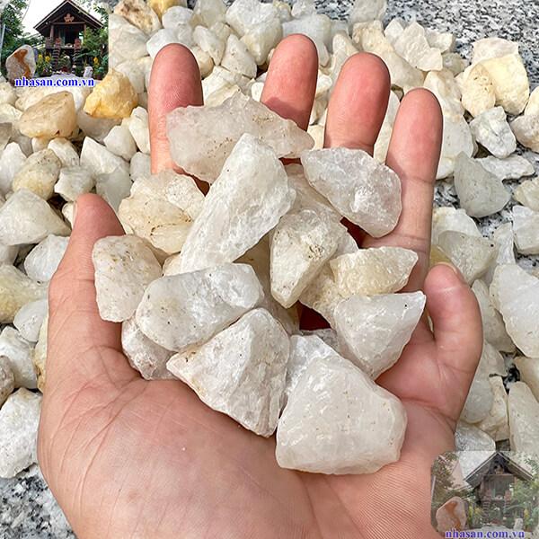 Đá thạch anh thô vụn hoàn toàn tự nhiên