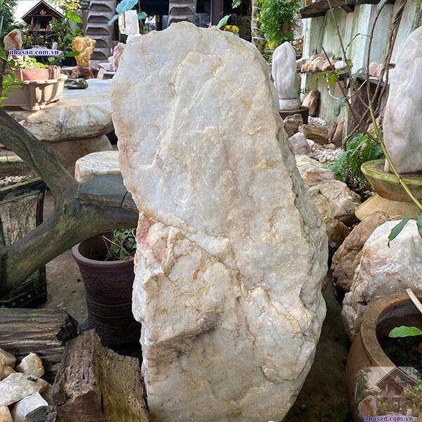 Đá thạch anh trắng nguyên khối