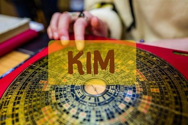 Hướng dẫn chi tiết cách chọn nhẫn đá phong thuỷ cho nam theo từng mệnh