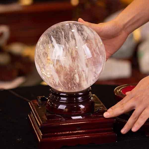 Quả cầu đá phong thủy mang lại may mắn và tài lộc cho người mệnh Thủy