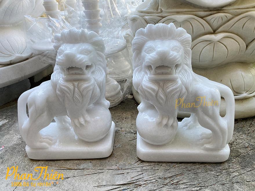 Tượng Sư Tử bằng Đá