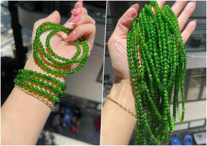 Đá Ngọc bích xanh lá