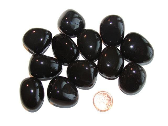 Trang sức đá Onyx đen được ưa chuộng trong phong thủy vì năng lượng mạnh mẽ