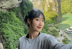 Tài năng và nhan sắc của VĐV Đặng Trần Phương Nhi giành hai Huy chương vàng wushu thế giới