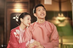 Ngẩn ngơ trước bộ ảnh cưới của cặp 'trai tài gái sắc' Đoàn Văn Hậu - Doãn Hải My