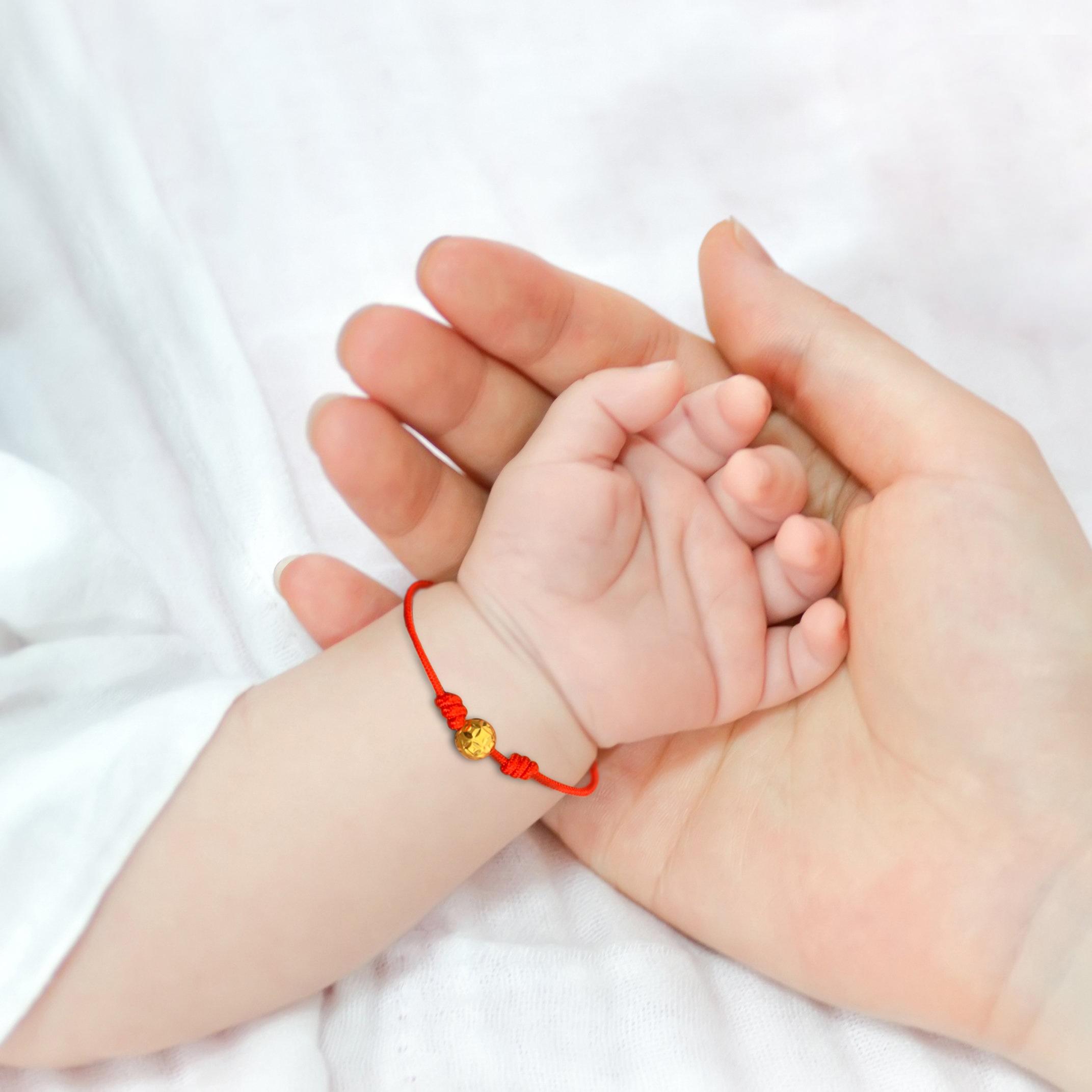 Cách lựa chọn vòng tay phong thủy cho bé