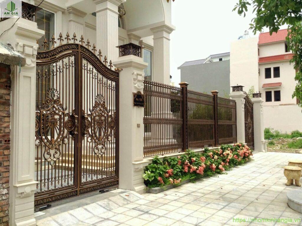 24 sơn hướng trong việc thiết kế cổng cửa cho ngôi nhà