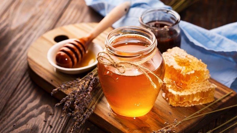 Mơ Thấy Mật Ong Là Điềm Báo Gì? Chọn Con Số May Mắn Nào?