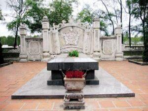 Ông tổ địa lý phong thủy Việt Nam