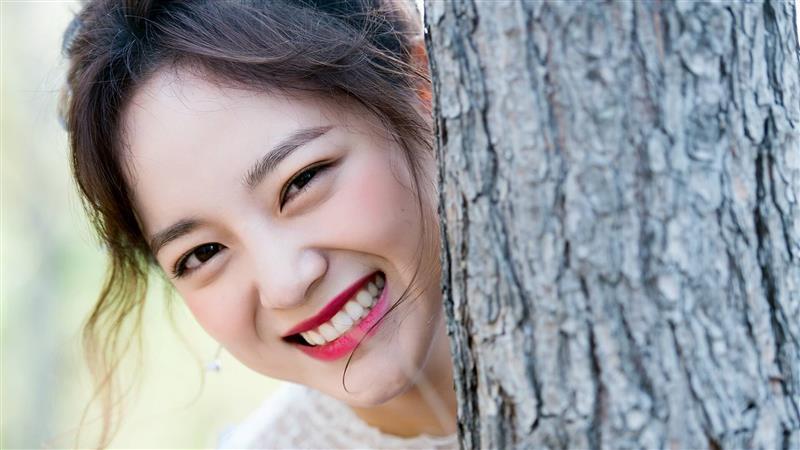 Giải mã Râu rồng: Nét “Quý Tướng, Tài Lộc” hay “Dấu hiệu Tuổi tác”? Các cách cải thiện râu rồng