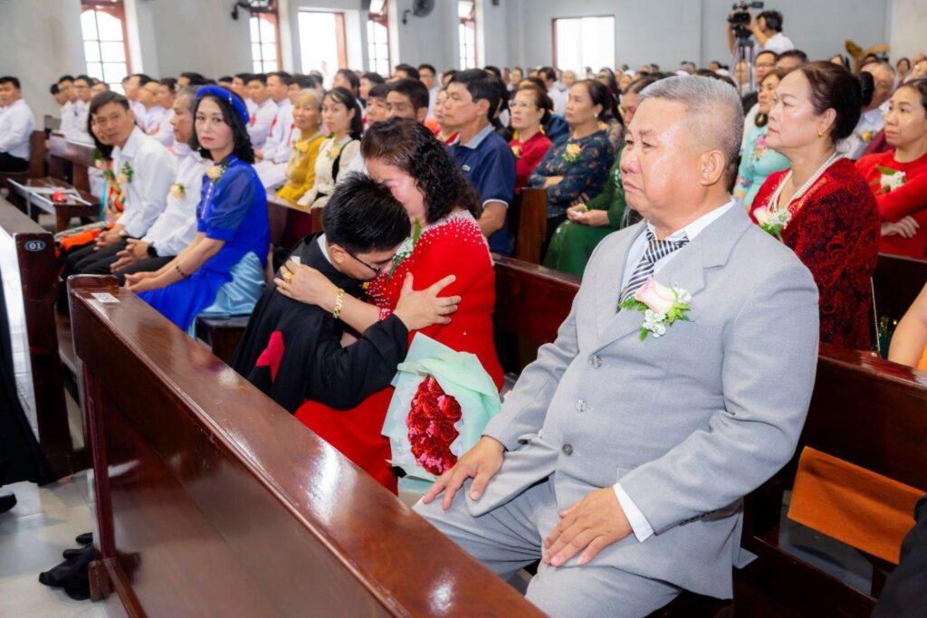 Con đường chẳng mấy ai đi: Sư huynh!