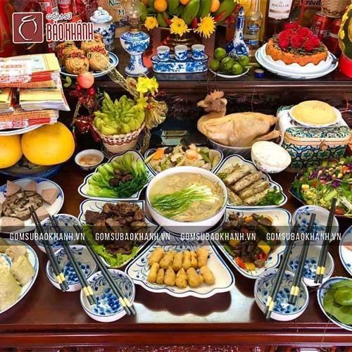 Văn khấn bỏ bát hương cũ, thay bát hương mới và khấn tạ lễ
