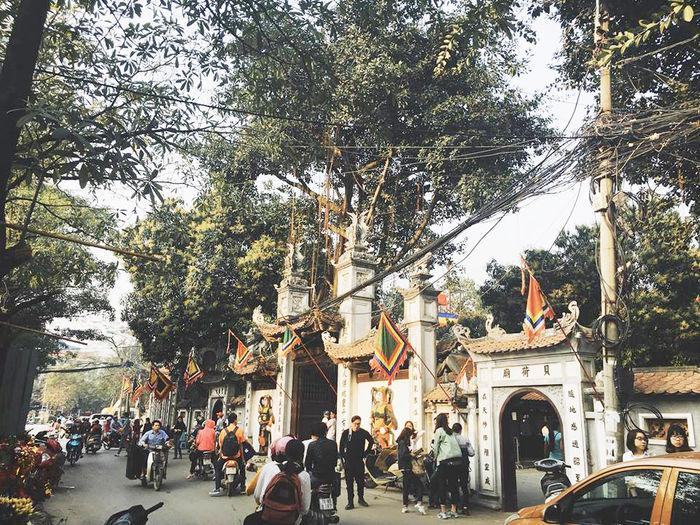 Tìm hiểu văn khấn và lễ vật khi đi chùa cầu duyên