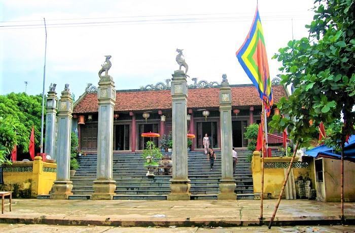Đọc văn khấn đền Cô Chín đúng để nhận được tài lộc may mắn và bình an