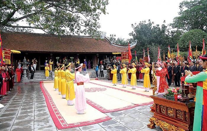 Văn khấn đền Mẫu Âu Cơ – Nơi khởi nguồn của dân tộc Việt