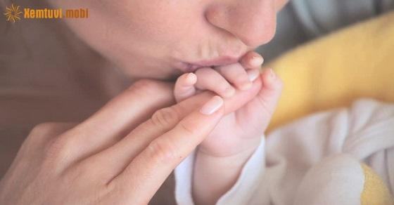 Bài văn khấn đón các cháu mới sinh về nhà