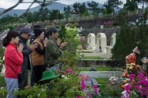 Những bài Văn Khấn Quan Thần Linh ngoài nghĩa trang chuẩn nhất