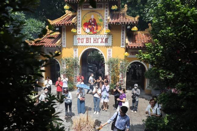 Văn khấn Rằm tháng 7 cúng gia tiên chuẩn nhất