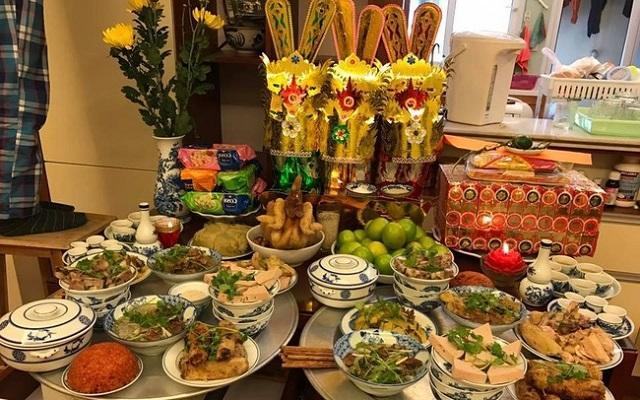Văn khấn rước ông Táo về nhà ngày mồng 7 tháng Giêng và cách chuẩn bị lễ cúng