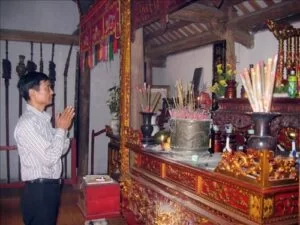 Bài văn khấn ở nhà thờ họ – từ đường đầy đủ và Chuẩn nhất
