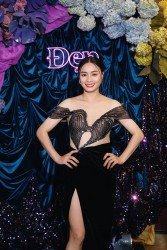 Nhan sắc ngọt ngào của hot girl bóng đá Việt Nam Hoàng Thị Loan