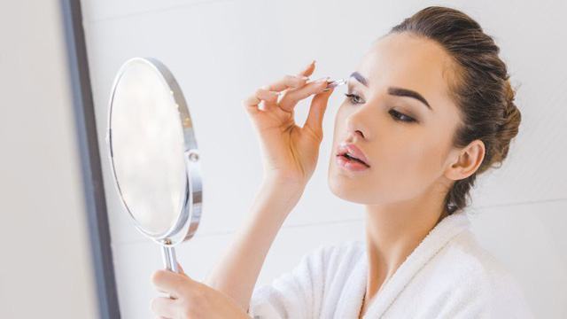 CHÂN MÀY PHONG THỦY - VẺ ĐẸP THAY ĐỔI VẬN MỆNH