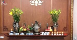 Nên hay không nên trưng hoa ly trên bàn thờ trong dịp Tết Nguyên đán? 10 người thì 9 người trả lời sai
