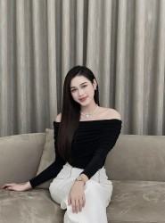 Đời thường xinh tươi, rạng rỡ của Hoa hậu Đỗ Thị Hà