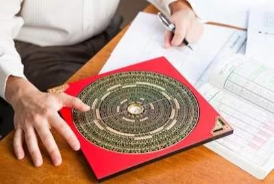 Tìm quẻ trạch - Phong Thủy VIETAA