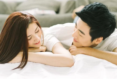 Giải mã giấc mộng: Nằm mơ thấy vợ, và những con số may mắn đi kèm