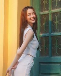 Hoa hậu Bảo Ngọc gợi cảm 'đốt mắt' người đối diện