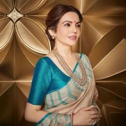 Vợ tỷ phú Mukesh Ambani giữ làn da căng bóng sau quá trình đồng hành giảm cân cùng con trai út