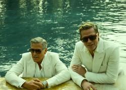 Hai quý ông Hollywood Brad Pitt và George Clooney mặc trang phục đồng điệu, kể về tình bạn gần 30 năm