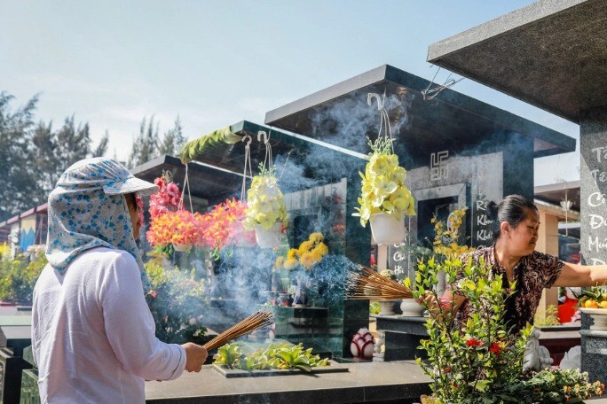 Lý giải tại sao không nên mang chuối khi đi tạ mộ cuối năm theo quan niệm dân gian