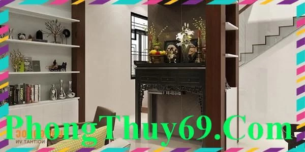 Bàn thờ không nên đặt dưới gầm cầu thang
