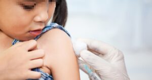 Tại sao cần tiêm đủ 2 mũi vắc xin sởi cho trẻ em?