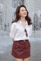 Hồng Diễm mặc đơn giản vẫn cuốn hút