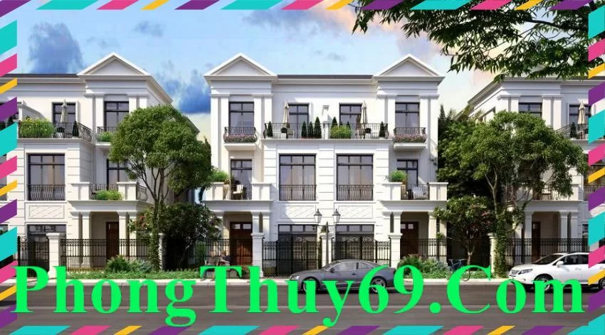alt text: La bàn phong thủy và quẻ dịch