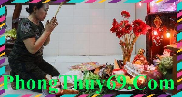 Khấn Thần Tài mùng 10 tháng Giêng với lòng thành kính
