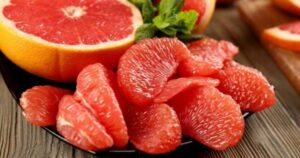Ăn bưởi giải độc gan ngừa ung thư phổi và lợi ích khác